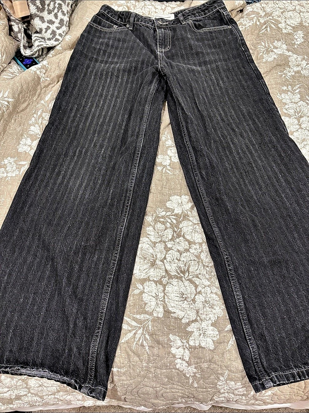 The Ragged Priest Straight Leg Jeans in Black Waist 28